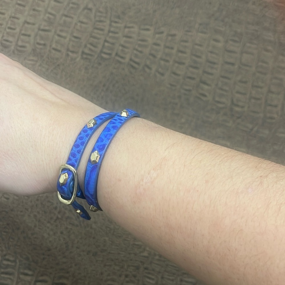 Stella & Dot Blue Leather Wrap Bracelet Gold Studs
